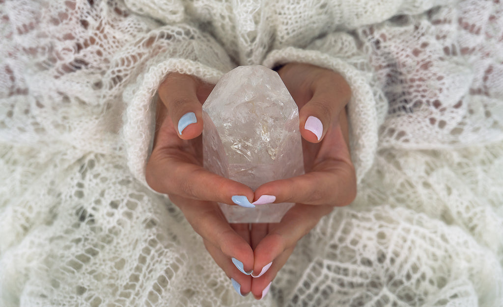 Crystals to manifest calm and channel the chill vibe!