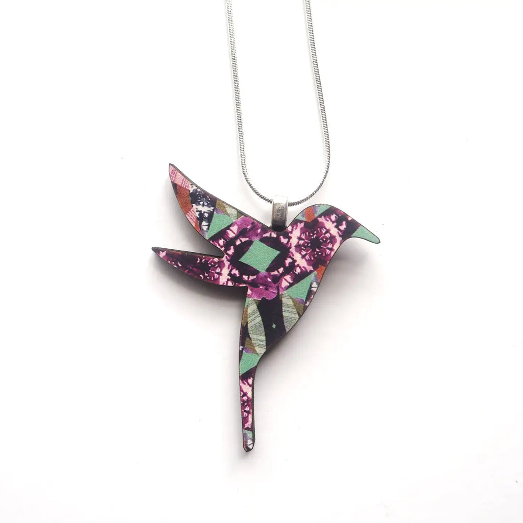Earth and Elements Jewellery

https://www.earthandelements.co.uk › products › hummingbird-pendant-necklace