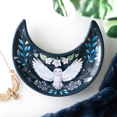 Earth and Elements Jewellery

https://www.earthandelements.co.uk › products › crescent-moon-owl-trinket-dish