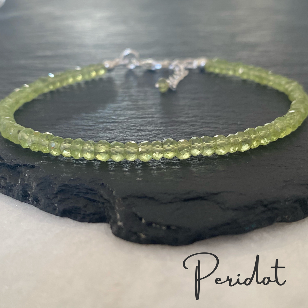 Gemstone Bracelet UK | Peridot (August Birthstone) Bracelet