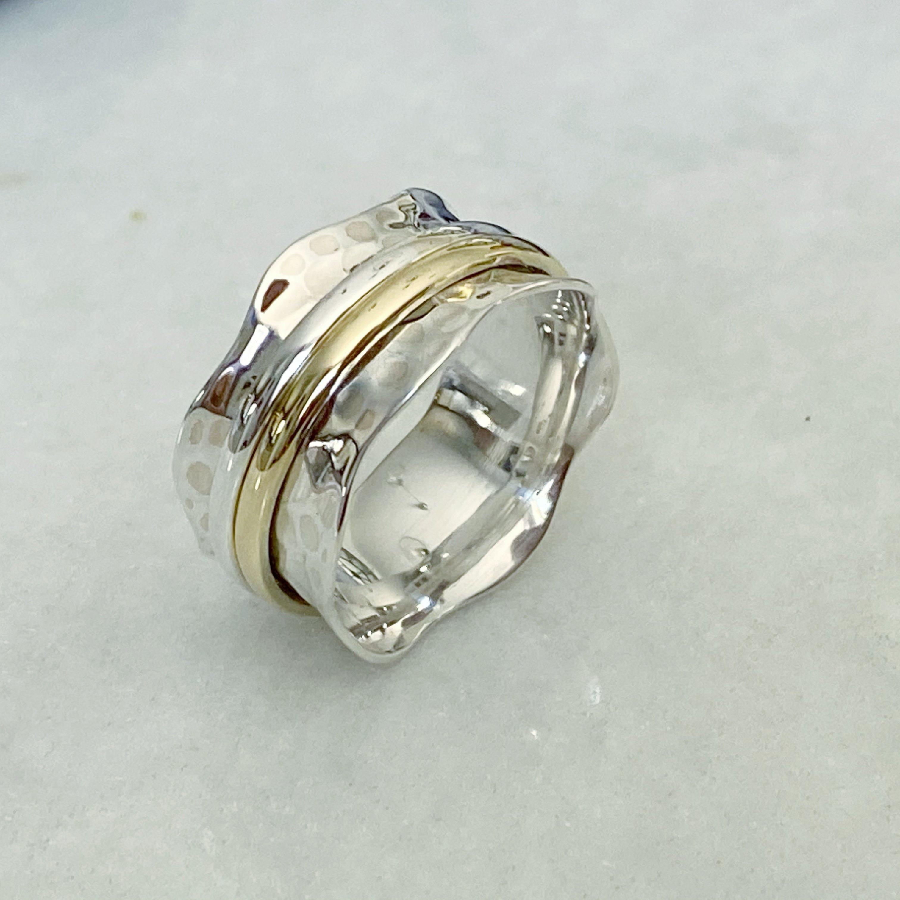 Wave hotsell spinner ring