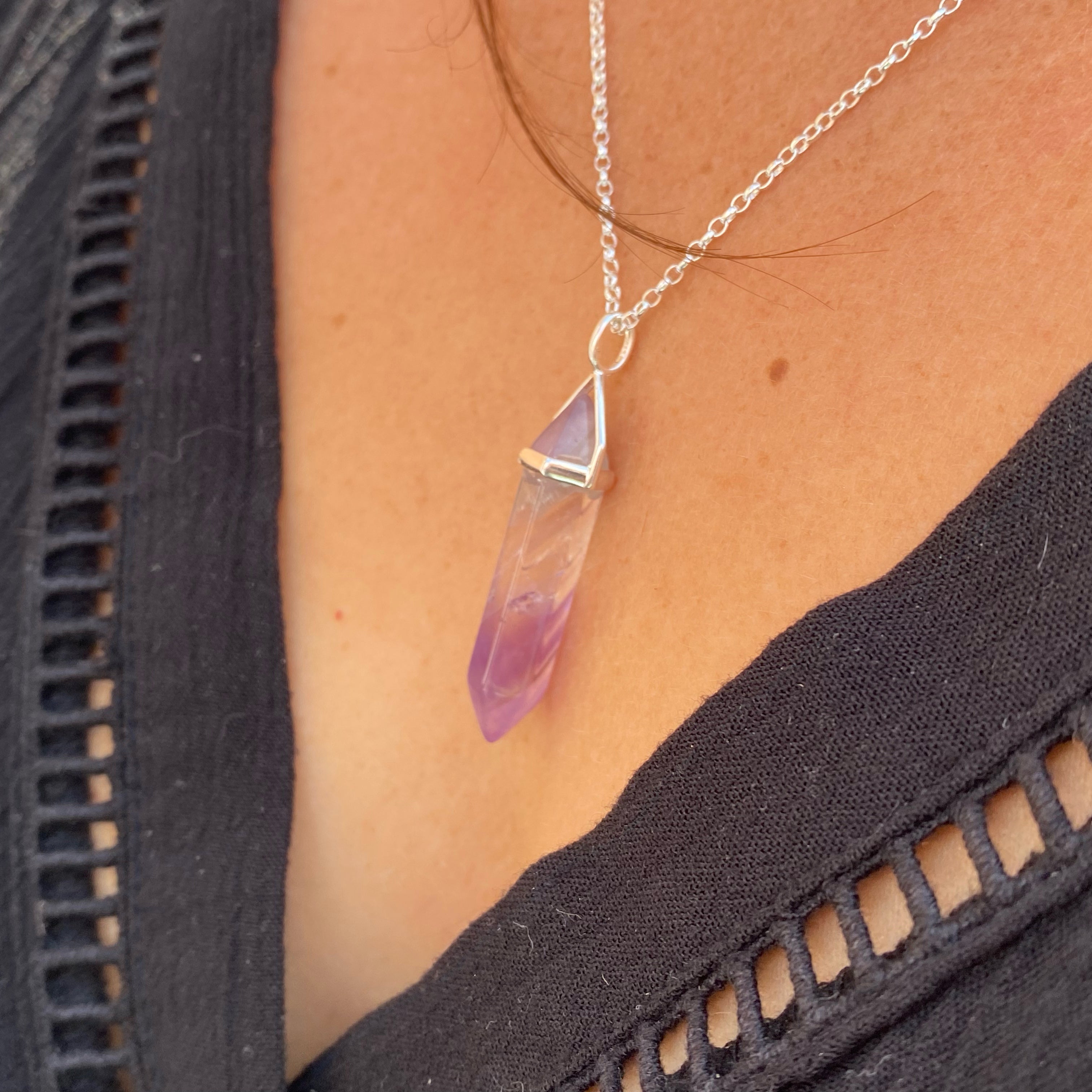 Clear quartz and amethyst necklace deals