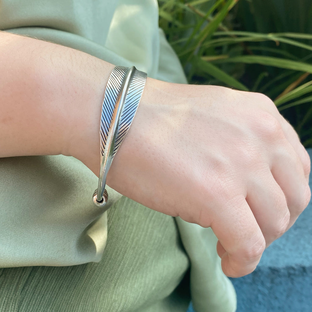 Handcrafted Silver Feather Bangle | Adjustable ladies silver bracelet