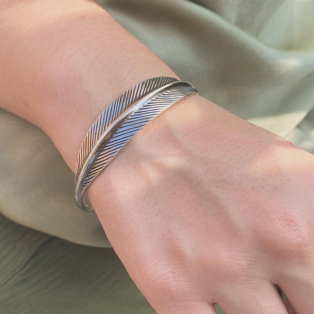 Handcrafted Silver Feather Bangle | Adjustable ladies silver bracelet