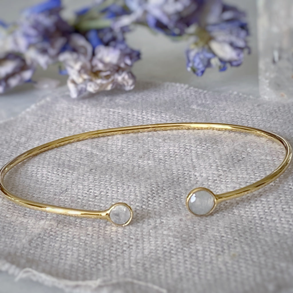 Dainty 14K Gold Vermeil Moonstone Bracelet