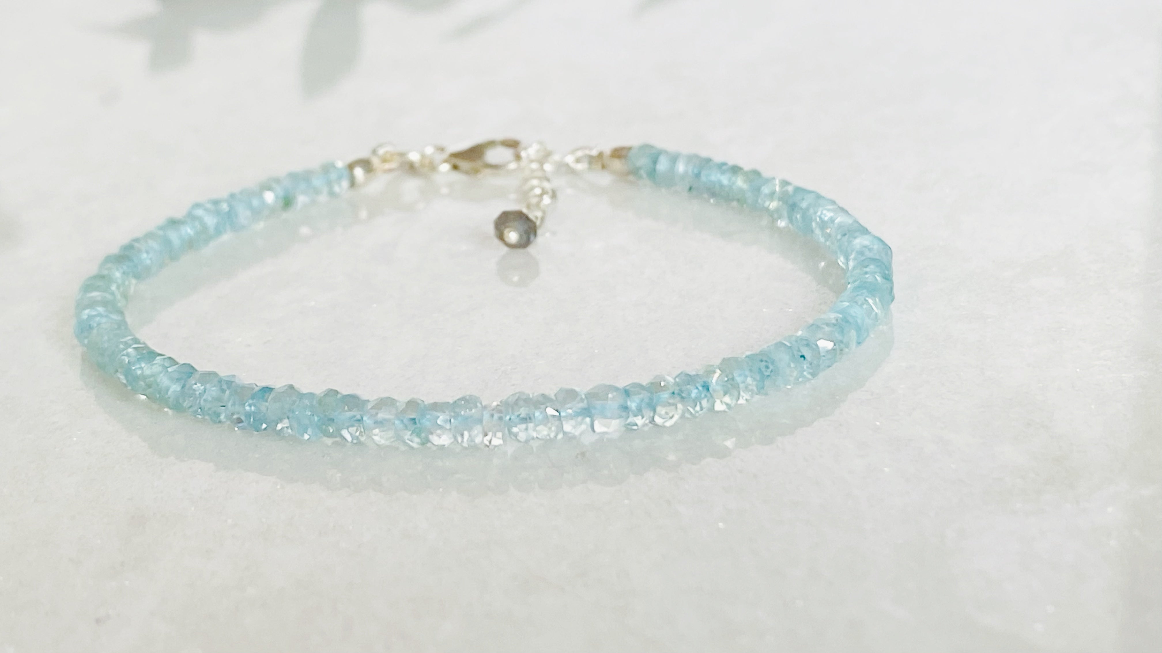 Aquamarine and Diamond Bracelet - Jewellery Discovery
