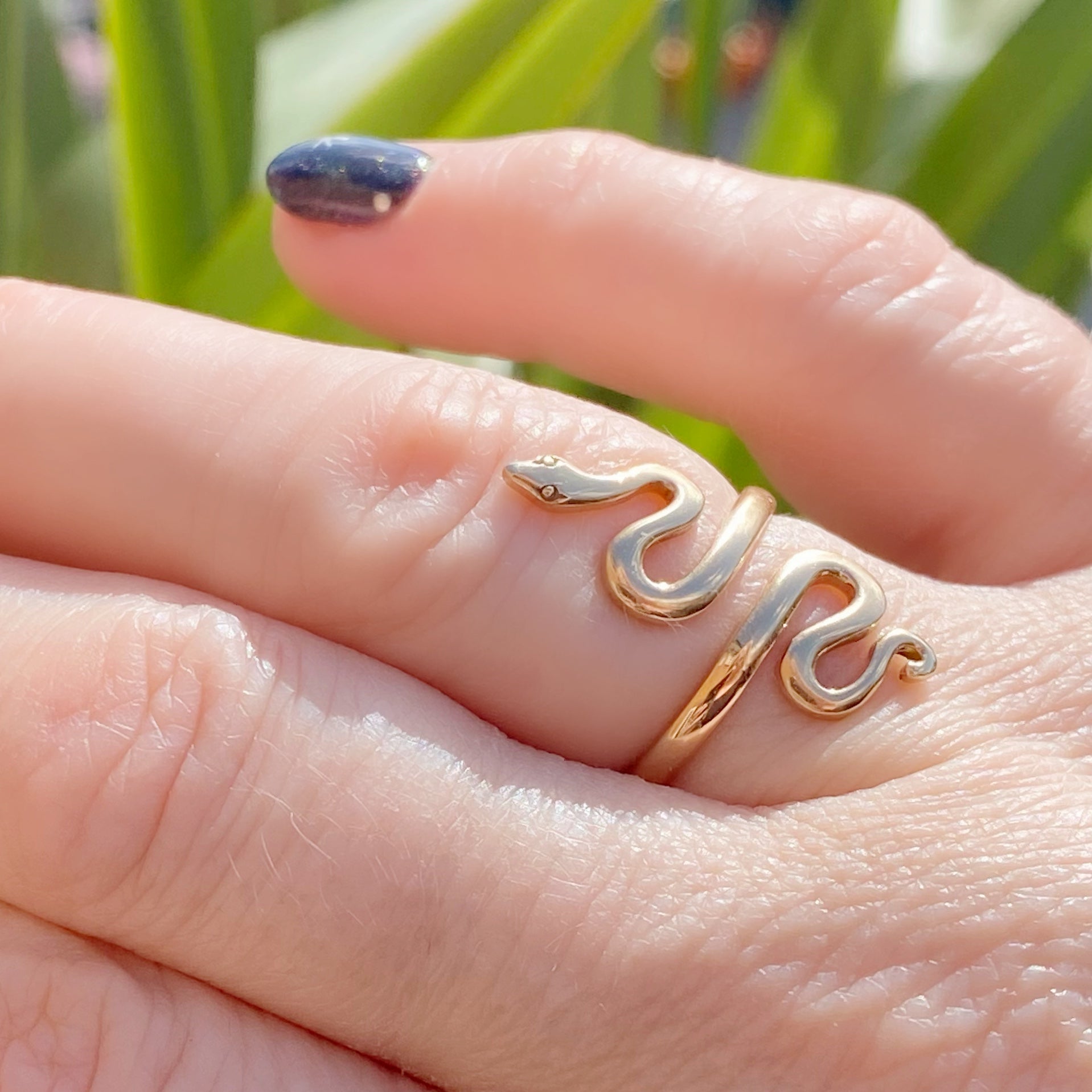 Snake thumb hotsell ring