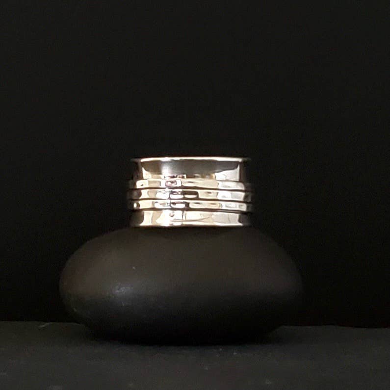 Artisan Chunky Silver Spinner Ring | Spinning Rings UKArtisan Chunky Silver Spinner Ring | Spinning Rings UK