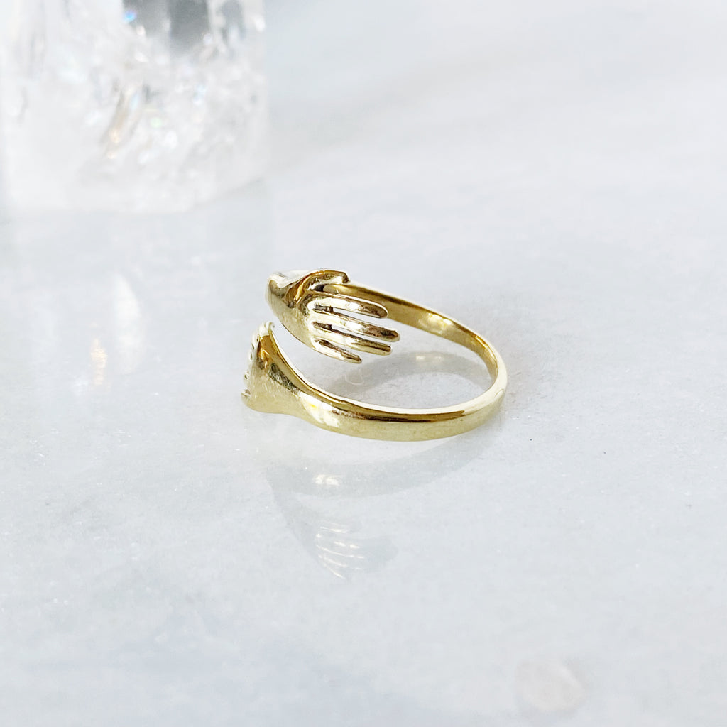 The Gold HUG Ring | Gold Hugging hands ring