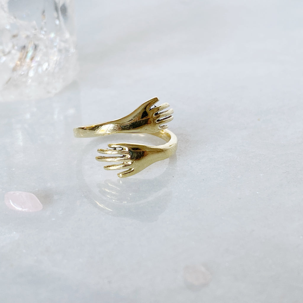 The Gold HUG Ring | Gold Hugging hands ring