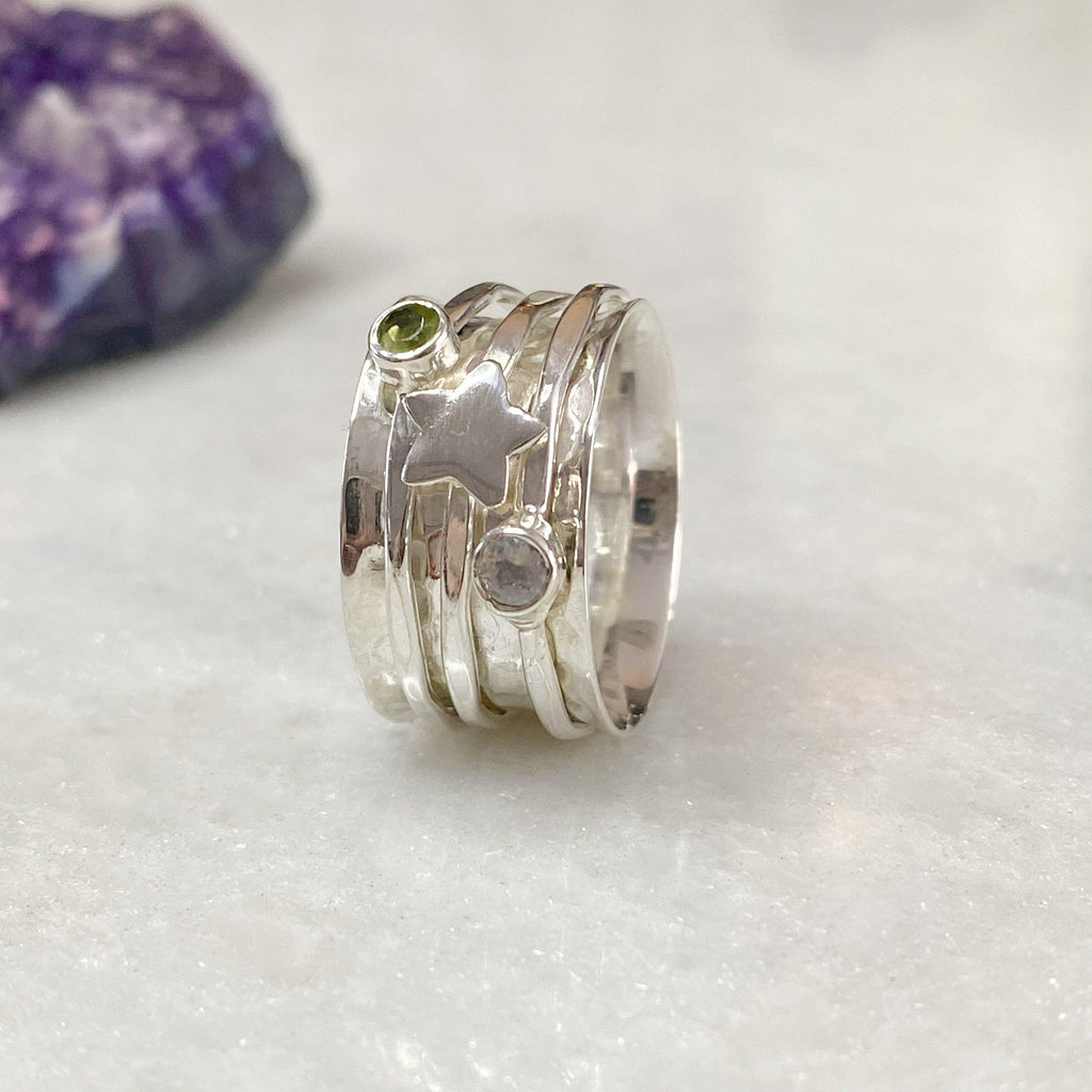 Peridot - Sterling Silver Star And Gemstone Spinner Ring - Moonstone And Peridot