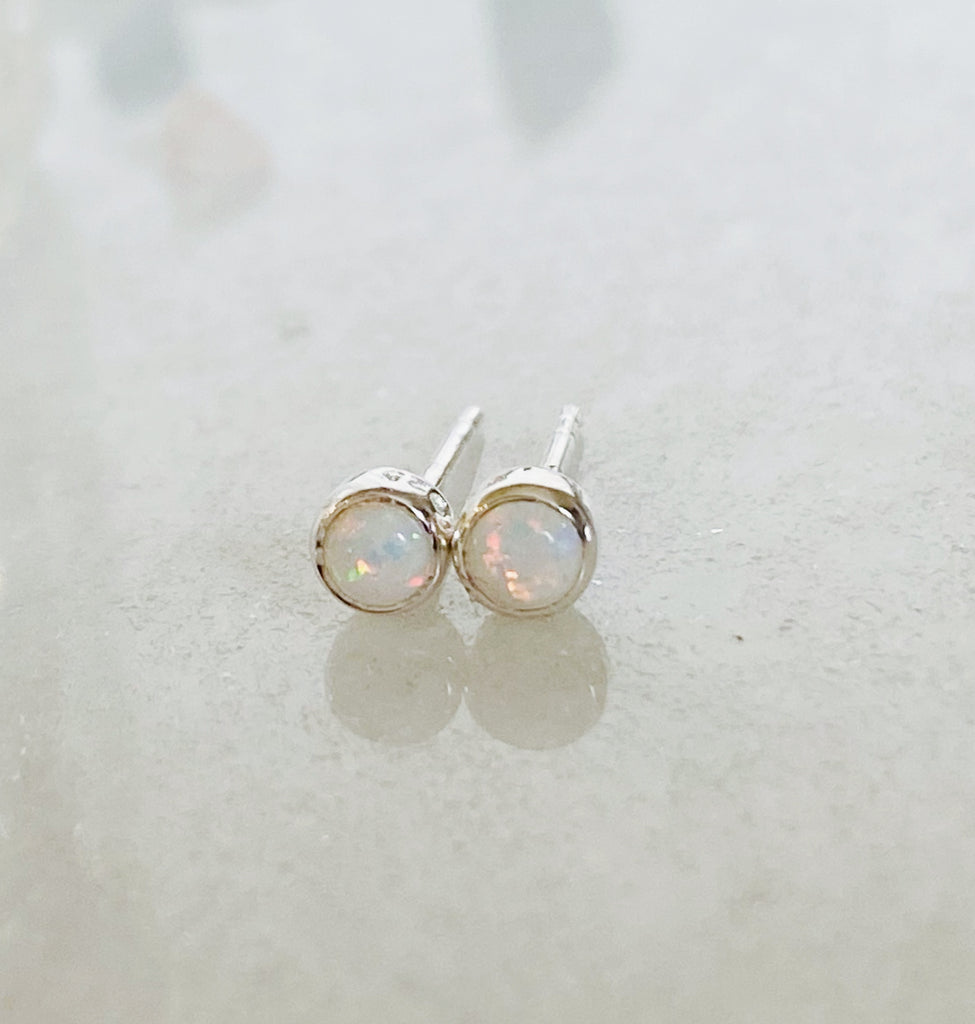 TINY OPALIQUE SILVER EARRINGS | Sterling silver white opal earrings